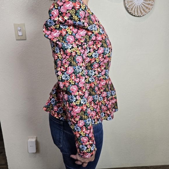 Asos Blouse Size 4 pink  Floral Long Balloon Sleeve V-neck - Picture 2 of 10